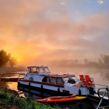 Hotel River Yacht Age Of Aquarius Poznan