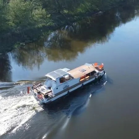 River Yacht Age Of Aquarius Poznan